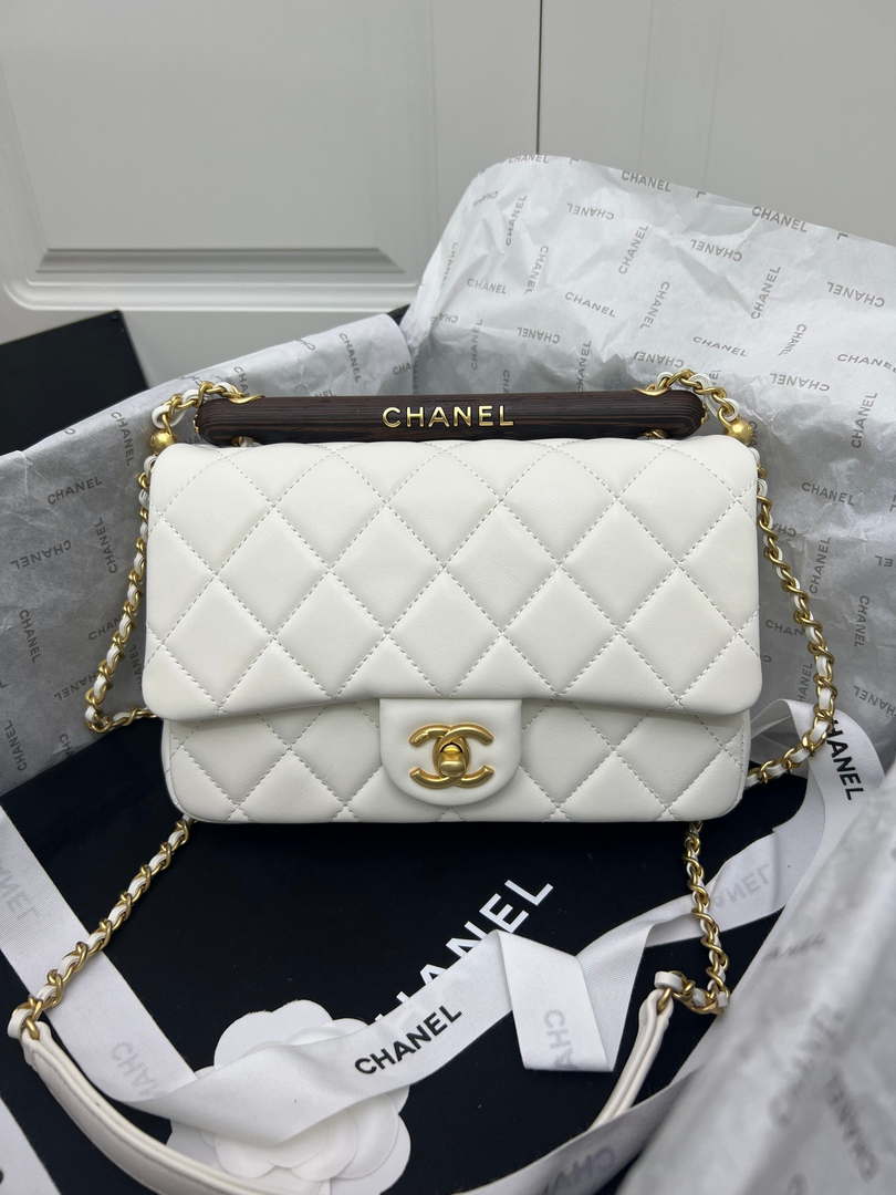 CN AS4151 Small Flap Bag With Top Handle Lambskin & Wenge Wood White 1 chanel as4151 small flap bag with top handle lambskin wenge wood white 001 luxibags.ru .jpg