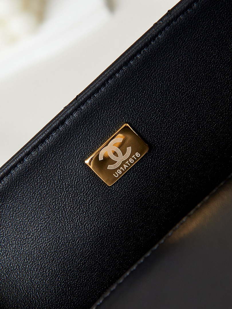 chanel as4232 small flap bag with top handle lambskin black 008 luxibags.ru .jpg