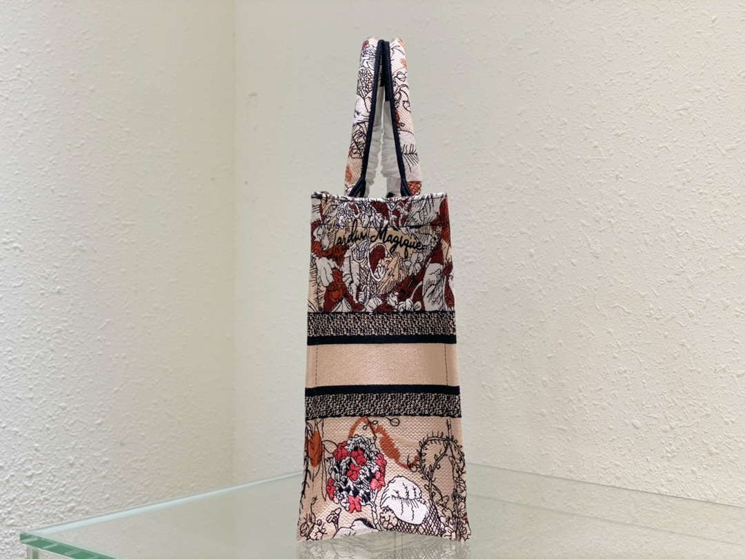 dior book tote m1296 medium latte multicolor dior jardin dhiver embroidery m0083 030 luxibags.ru .jpg