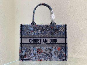 dior book tote m1296 medium latte multicolor dior jardin dhiver embroidery m0083 037 luxibags.ru .jpg