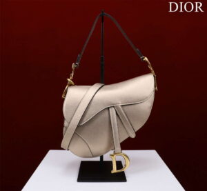 dior m0455 saddle bag with strap gold grained calfskin m0456 001 luxibags.ru .jpg