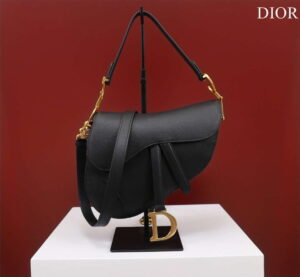 dior m0456 mini saddle bag with strap black grained calfskin 001 luxibags.ru .jpg
