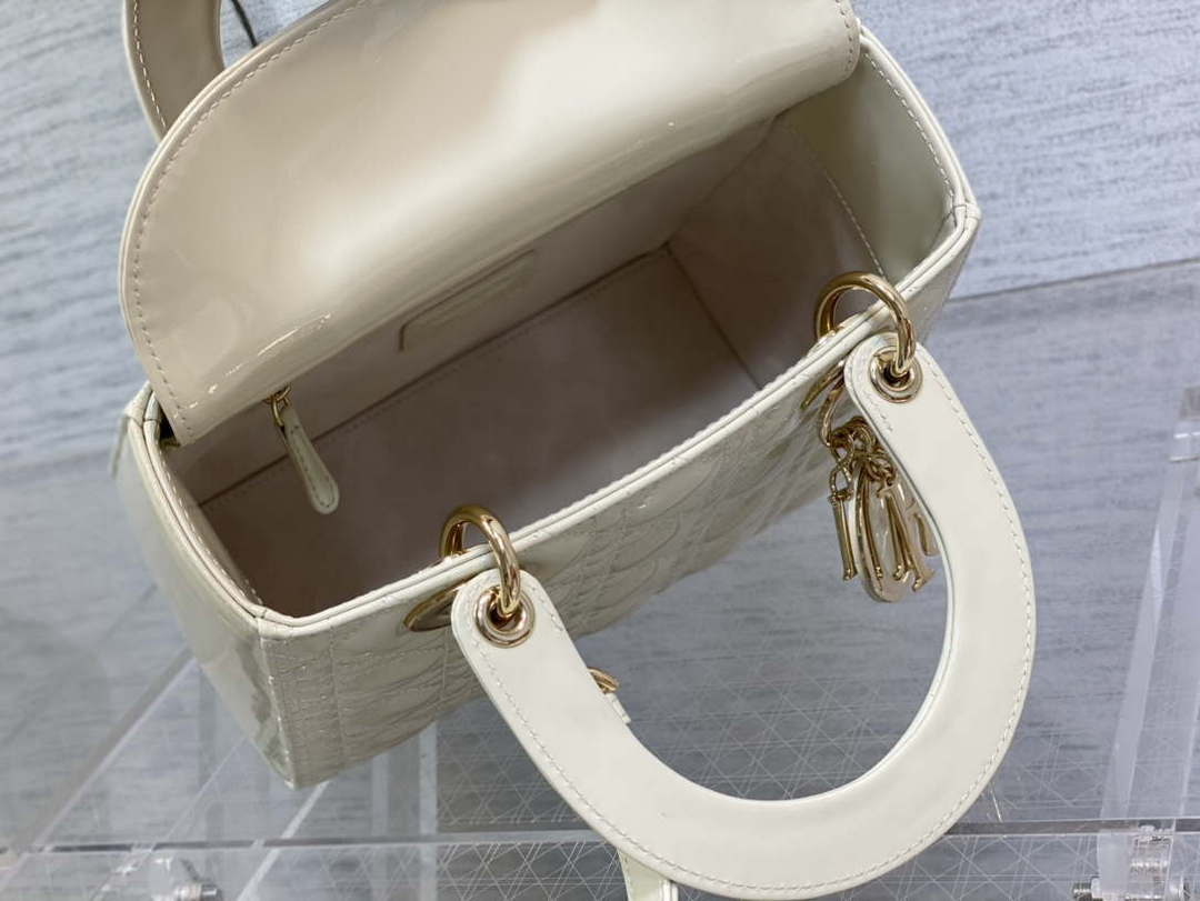 D1or M0565 Medium Lady D1or Patent Cannage Calfskin Bag White Enamel Hardware 8 dior m0565 medium lady dior patent cannage calfskin bag white enamel hardware 08 luxibags.ru .jpg