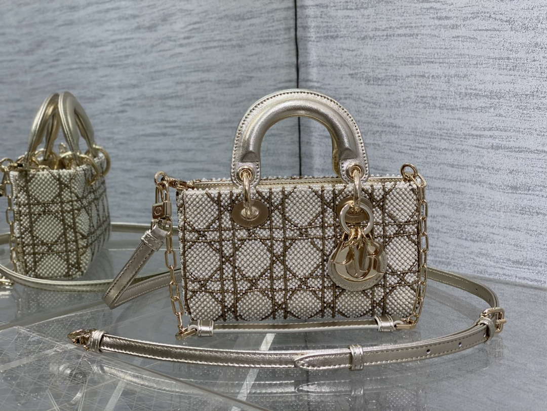 D1or M0613 Small Lady D-joy Bag Gold Cannage Lambskin Limited Edition Pearl 2 dior m0613 small lady d joy bag gold cannage lambskin limited edition pearl 002 luxibags.ru .jpg