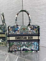 dior m1265 small book tote toile de jouy sauvage embroidery m9613 001 luxibags.ru .jpg