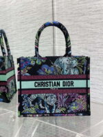 dior m1265 small book tote toile de jouy sauvage embroidery m9614 001 luxibags.ru .jpg