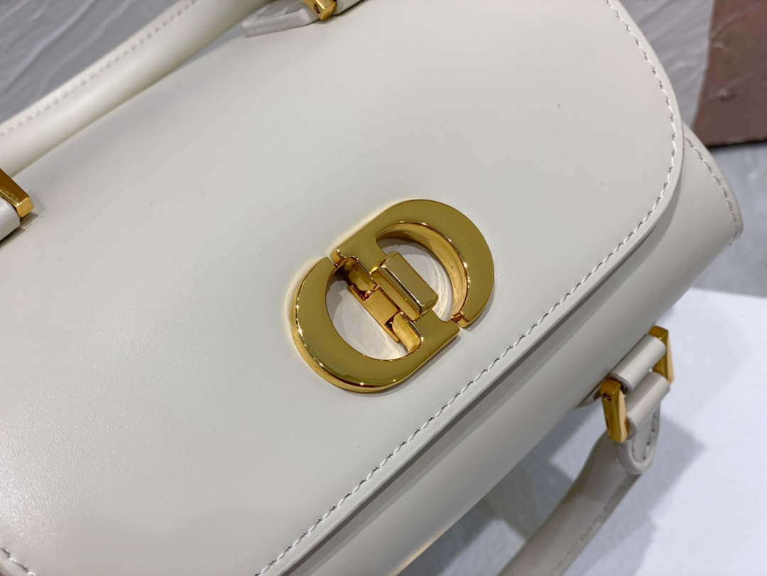 dior m8671ubeq m900 small boston bag white box calfskin m8671 06 luxibags.ru .jpg