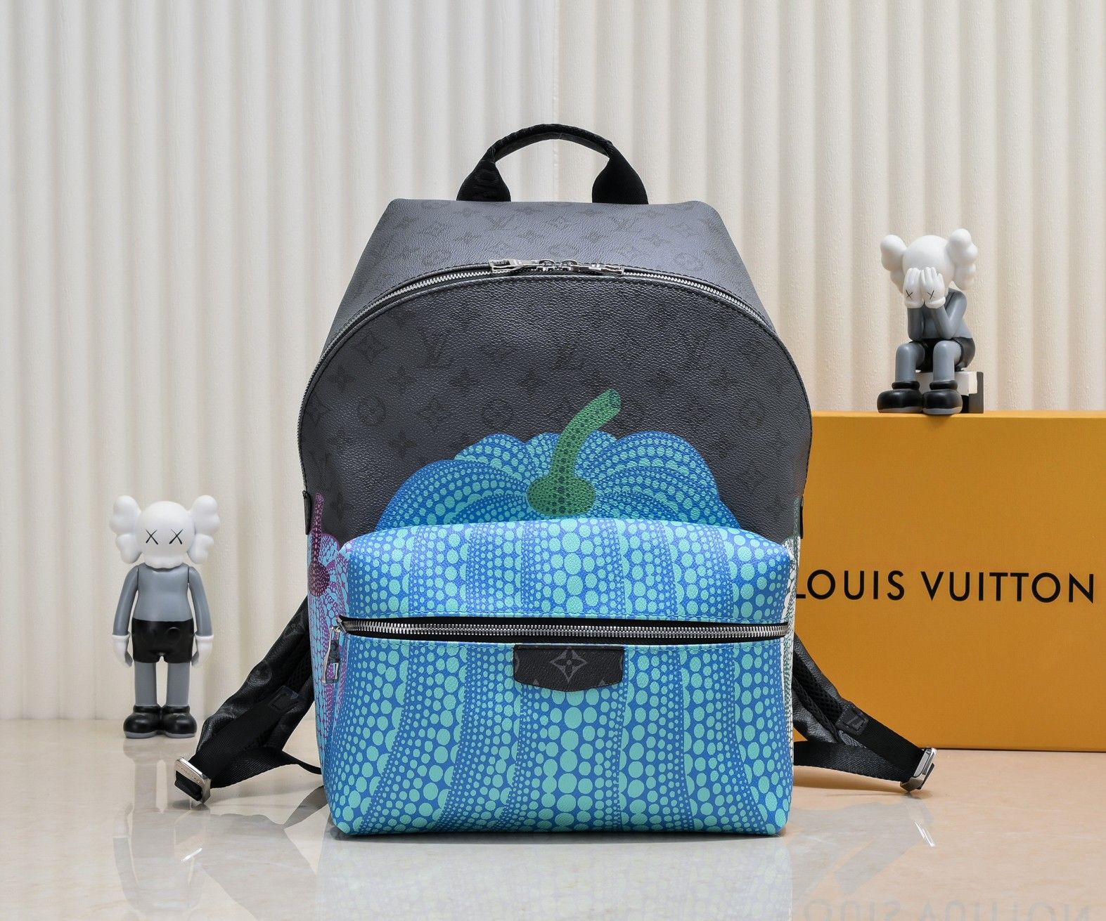 LV Backpack 1 lv borsa uomo 0vzrt.jpg