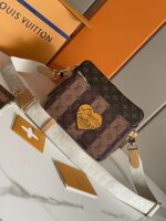 lv borsa uomo fj6gk.jpg