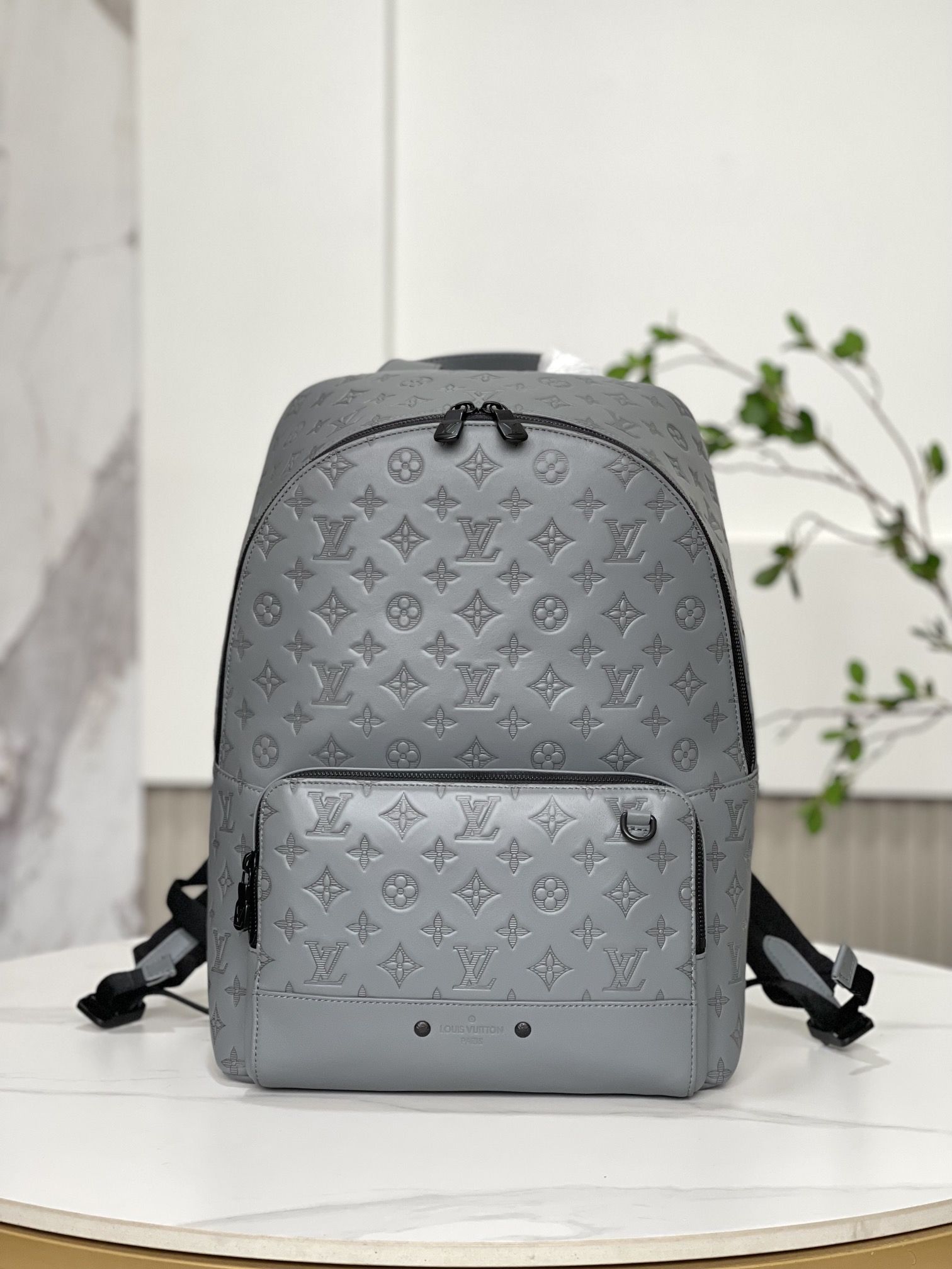 LV Backpack 1 lv borsa uomo ged42.jpg