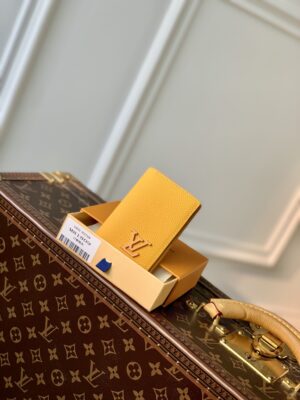 p400 m81809 uyn6y.jpg