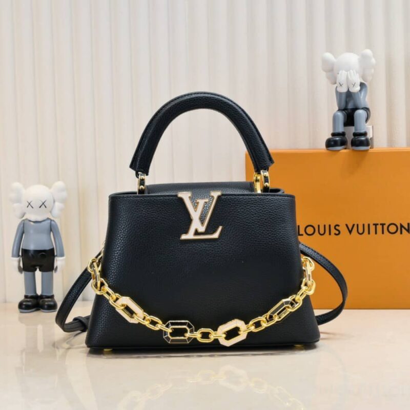 louis vuitton capucines bb bag black 27cm yghf0.jpg