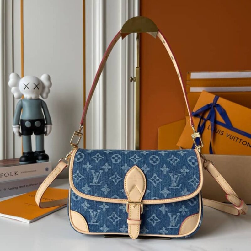 louis vuitton diane bag denim blue 24cm m13070 0fh8p.jpg