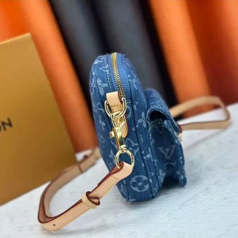 louis vuitton fairfax pochette bag denim blue 17cm m82948 kqzpf.jpg