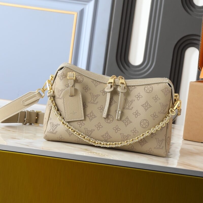 louis vuitton hand it all pm dark beige 29cm m25904 byoi1.jpg