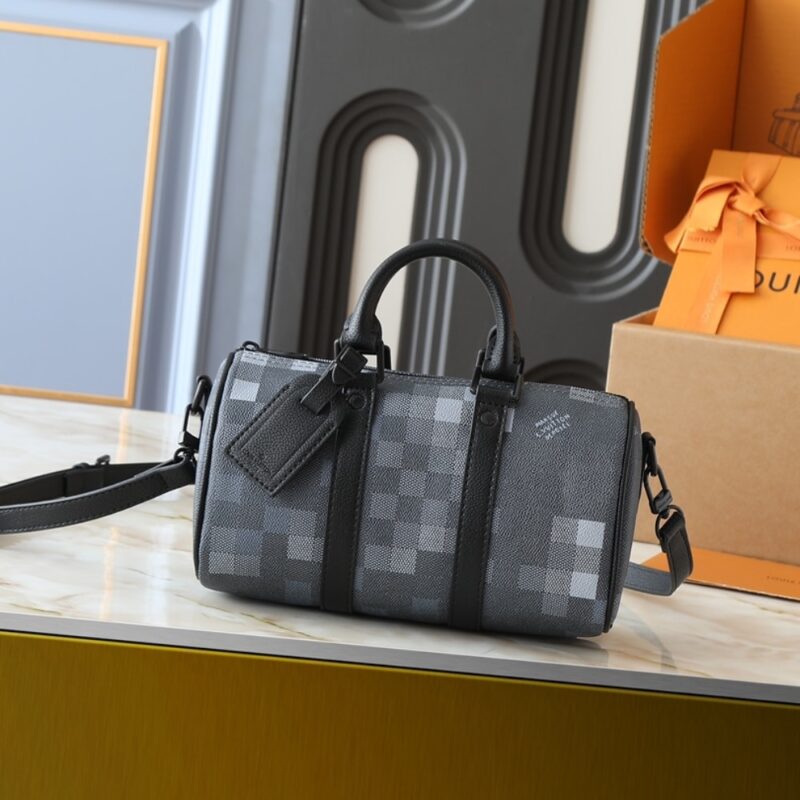 louis vuitton keepall bandoulire 25 black 25cm m14919 qoh2p.jpg