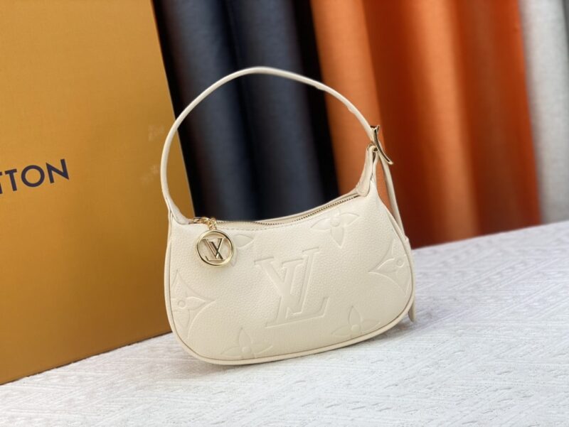 louis vuitton mini moon white 20cm m82519 ulgwh.jpg