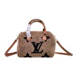 louis vuitton monogram teddy speedy bandouliere brown 25cm 3clk2.jpg