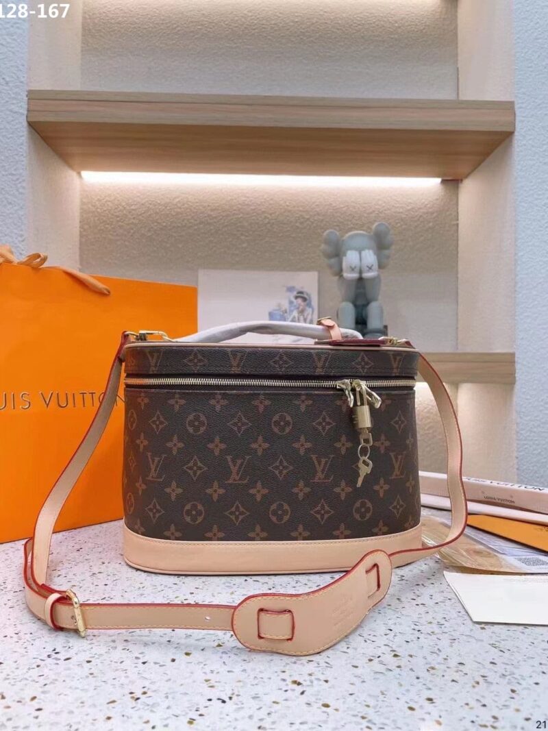 louis vuitton nice vanity monogram brown and beige 24cm m44935 ibivz.jpg
