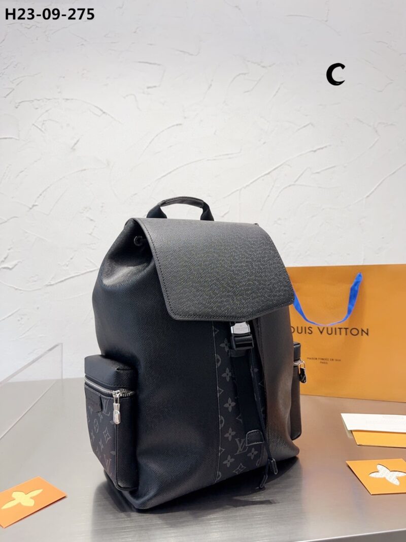 louis vuitton outdoor backpack monogram taigarama 40cm xoial.jpg