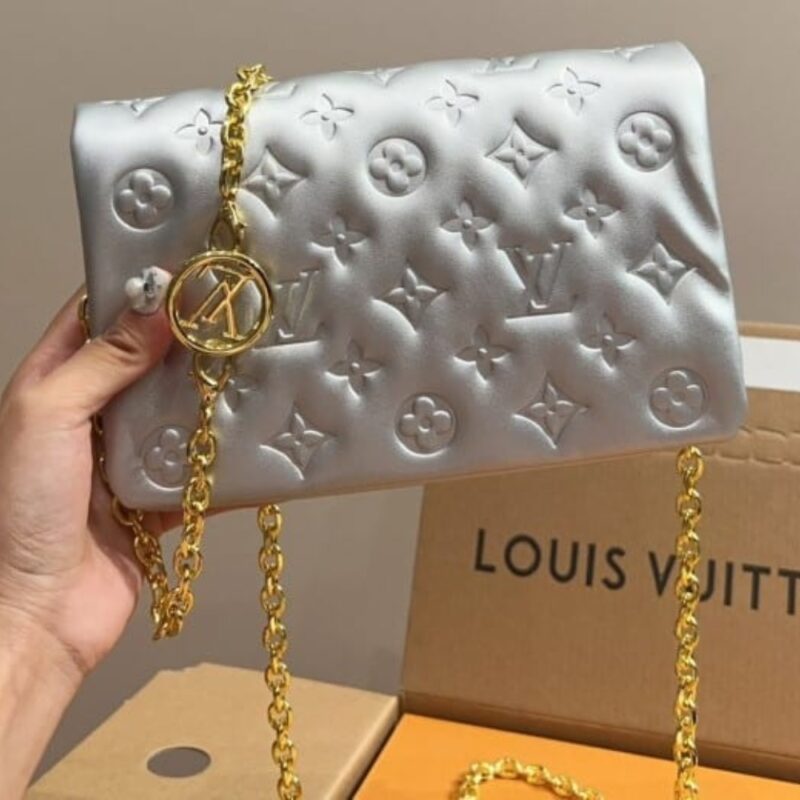 louis vuitton pochette coussin bag silver 20cm m82017 jenfm.jpg