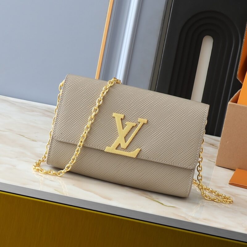 louis vuitton pochette louise bag champagne 22cm m12789 dokxa.jpg
