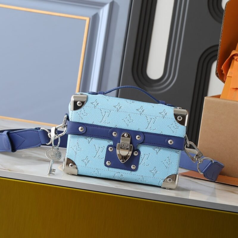 louis vuitton soul trunk box bag blue 19cm m15035 cyqhr.jpg