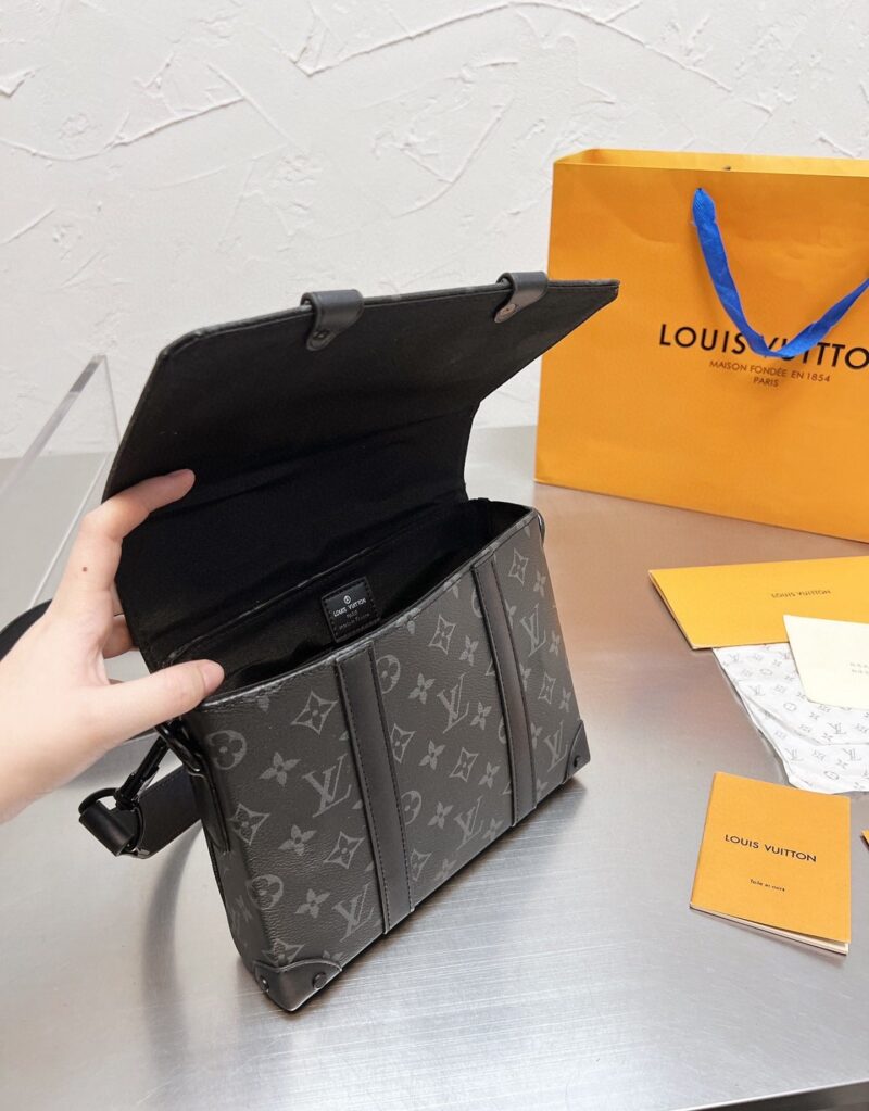 louis vuitton trunk messenger 20cm m45727 supwu.jpeg