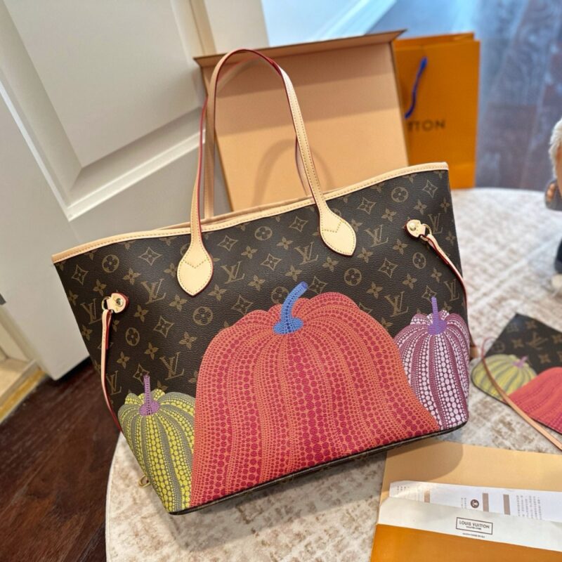louis vuitton x yayoi kusama neverfull mm monogram pumpkin dots red 31cm m46468 fudun.jpg