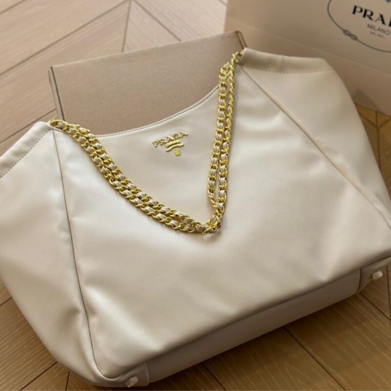 prada pomice soft leather chain tote bag white 38cm tetqv.jpg