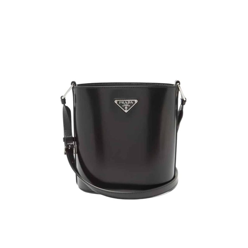 prada spazzolato bucket bag black 17cm za8hz.jpg