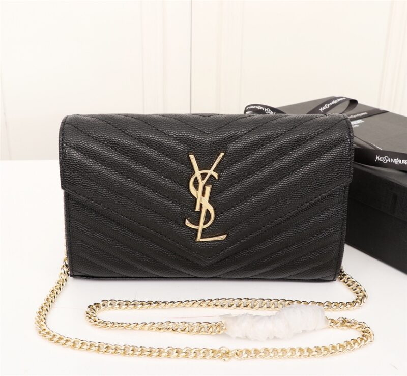 saint laurent classic cassandre chain wallet in grain de poudre black gold 22cm 377828bow011000 kawab.jpg