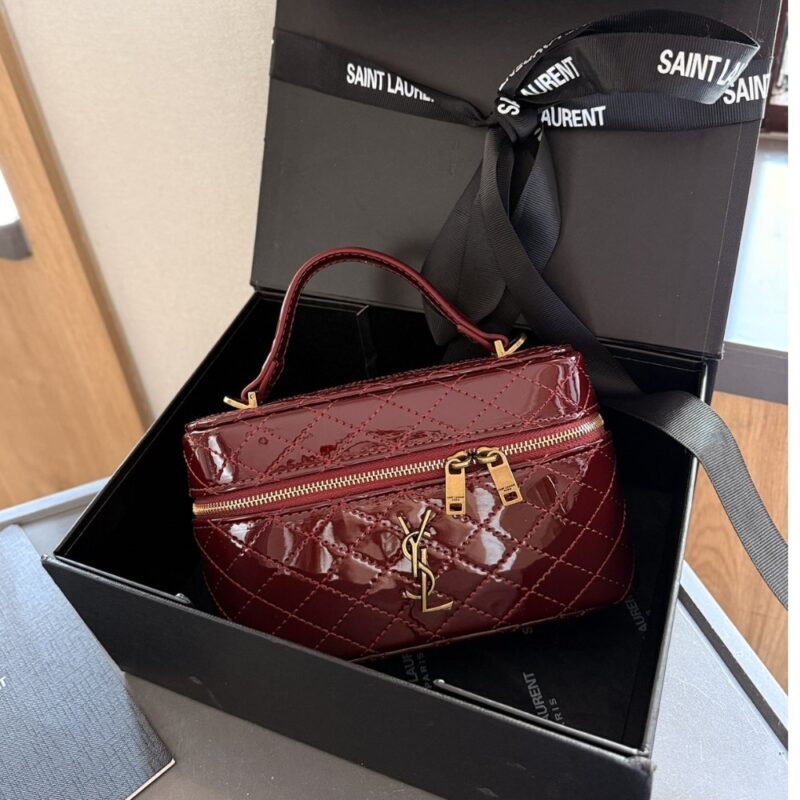 saint laurent gany vanity bag in patent leather wine red 19cm tow84.jpg