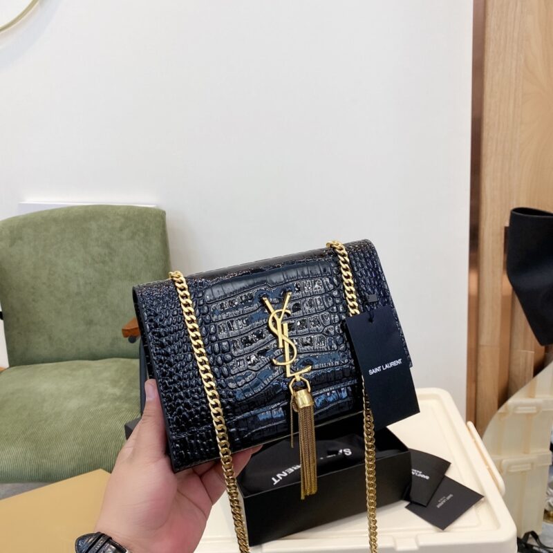 saint laurent kate medium with tassel in shiny crocodile embossed leather black 22cm 354119aaay14083 3kpua.jpg