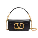 valentino loc small shoulder bag in black 7w2b0k53zxl 0no 6njgi.jpg