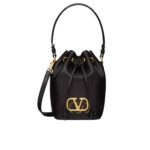valentino mini vlogo signature bucket bag in nappa leather black 22cm 5w2p0z44vnl 0no se4vo.jpg